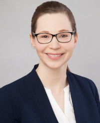 Dr. Rebecca Holtmann